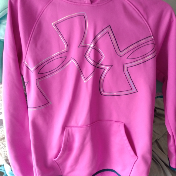 Under armor pullovers - Picture 5 of 11